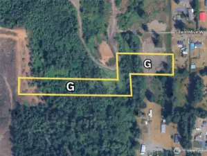 Overhead view with approximate boundaries in yellow.