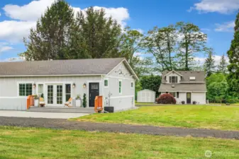 Main house and Detached ADU on 5.12 acre parcel