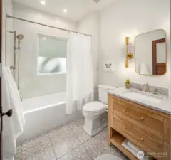 Full Bath (Main Floor)
