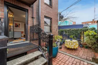 The private entrance.