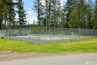 One of the sport courts located at Lakeland Village.