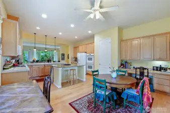 Casual eating space and handy desk area.