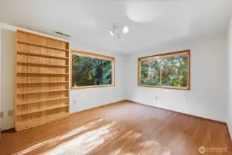 Lowest Level Bedroom(Primary Suite)