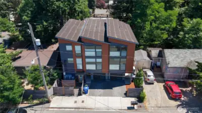 Great street appeal! make a private patio area out front.