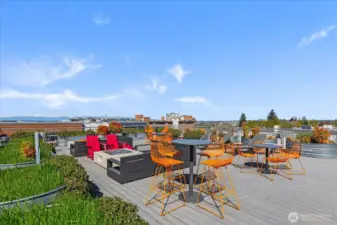 Roof top deck