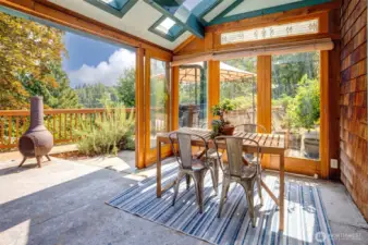Solarium for all year round enjoyment.