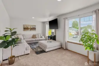 Loft/bonus room