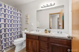 Upstairs full bath with double sinks
