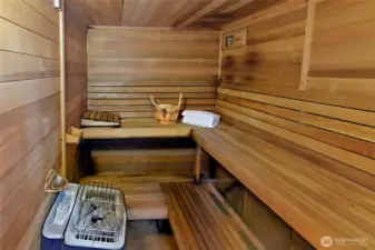 Fully operational private sauna - supports great health!