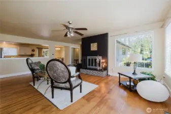 Livingroom open to the kitchen