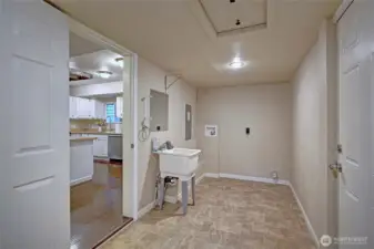 LARGE laundry/Utility room