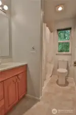Second bathroom-full