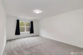 Upstairs guest bedroom