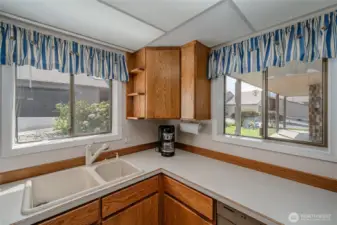 Kitchen and great light