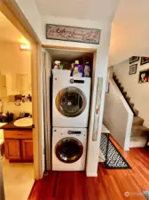 Washer/dryer in unit