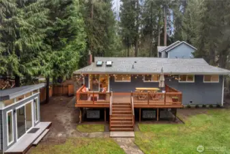 Alternate backyard view, you can see the detached garage with 2 bedroom apartment on the other side of the house