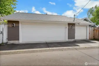 Alley access to this newer garage.
