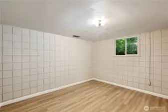 Lower Bedroom 4