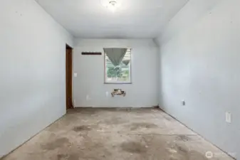 At 23'x10', this workshop is more than just bonus space. Drywalled walls, a concrete floor, and a large window already set the stage. Keep it as a workshop, build it out as a home gym, or take it all the way to a future ADU apartment. It’s the kind of square footage that can grow with you.