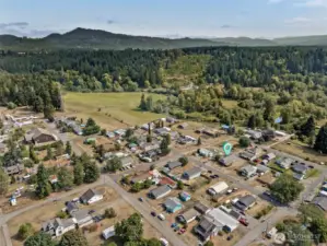This direction highlights the natural setting with wide hills, endless trees, and the kind of scenery that makes Bucoda feel tucked away. At the same time, you’re roughly 25 minutes from Olympia’s state capital buzz and under 90 minutes from Portland’s restaurants, shopping, and airport. Quiet at home, convenient when you want to get out.