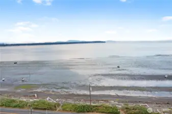 Beautiful Birch Bay beach front minutes from home