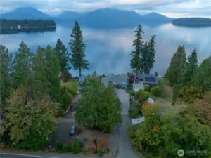 Front row seats for all the Hood Canal and Olympic Mountain range has to offer.