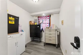 Office/Caregiver room