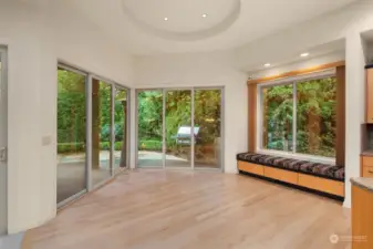 casual dining area with access to the covered portion of the back patio