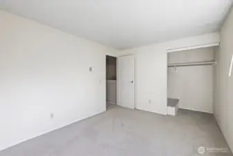 Second bedroom 2