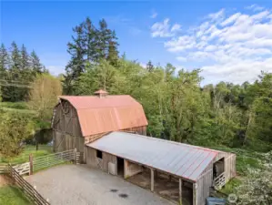 Barn & Stable