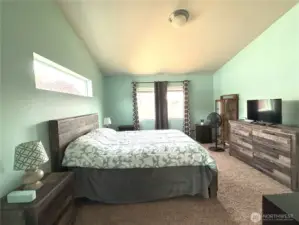 Main bedroom with space for king-sized furniture