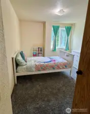 3rd bedroom, upper level.