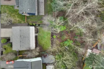 Aerail view of lot with greenbelt.