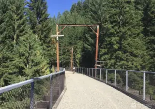 Palouse to Cascades Trail just one mile away.
