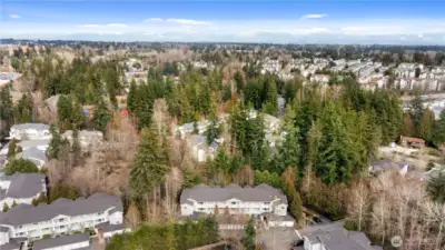 Convenient access to Boeing, shopping, dining, and daily amenities simplifies everyday life.