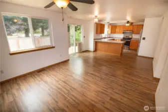 Lots of light flows into the living room!