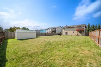 Large fully fenced backyard