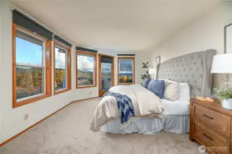 Upper floor primary bedroom