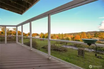 Sweeping views from main floor deck!