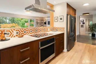 Make a feast for one or a feast for many–the roomy kitchen has more than enough space for preparations of any caliber.
