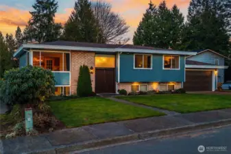 New hardwired automatic landscape lighting installed in 2024 (goodbye unreliable solar lights!)