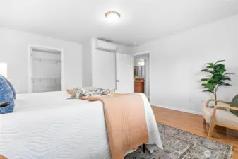 Ensuite 3/4 bathroom off sitting/flex area just outside door