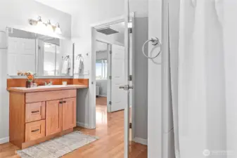 Ensuite bath just off sitting/flex area all part of owner's suite