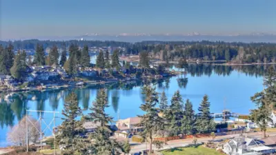 Enjoy being apart of quiet community while still being just minutes to all that Lake Tapps has to offer!