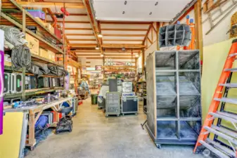 Warehouse with plenty of storage