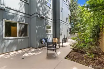 Enjoy entertaining, relaxing, or dining al fresco off of your ~410sqft private patio.