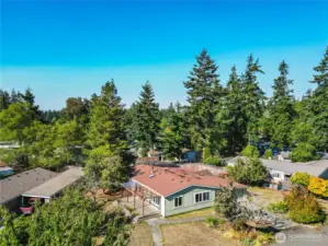 Extra large lot includes two parcels.
