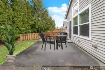 Virtually staged patio