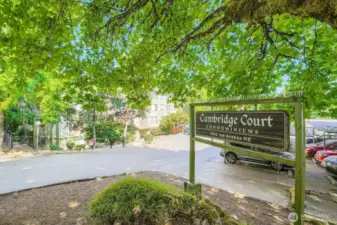 Welcome to Cambridge Court