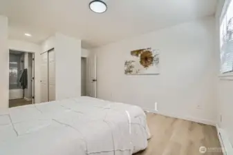 Access to bathroom from your bedroom.